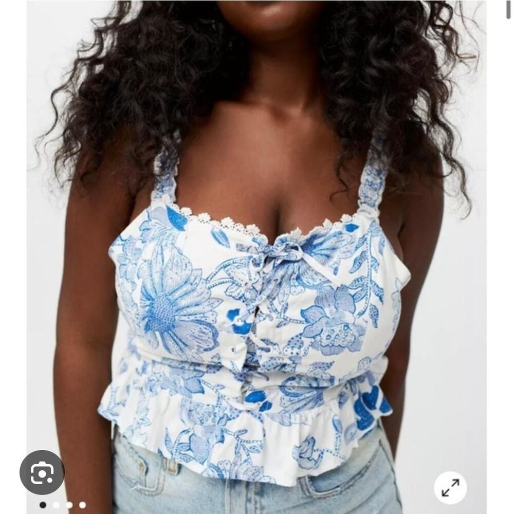 Urban-outfitters Women's Blue and White Vest